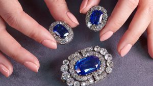 Joyas de la familia imperial rusa fueron subastadas por miles de dólares