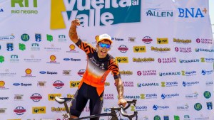 Penalizaron a Tivani y la segunda etapa de la Vuelta al Valle la ganó Navarrete
