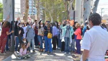Las asambleas resolvieron el jueves las medidas de fuerza. Foto: Yamil Regules.