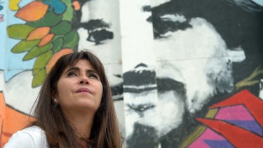 La represión sucedió durante el gobierno de Jorge Sobisch. Sandra Rodríguez, quien era su pareja y madre de sus dos hijas, impulsó siempre la investigación. Foto archivo.