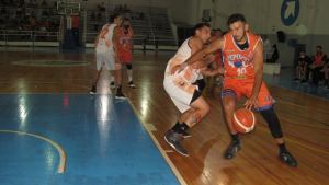 Petro dio el golpe en el comienzo de las semis del Pre-Federal de básquet