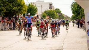 Richeze se quedó con la primera etapa de la Vuelta al Valle 2021