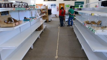 El Mercado Comunitario de Bariloche funcionó en el predio cercano a la Estación de Trenes desde 2016. Foto: Chino Leiva