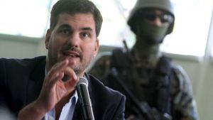 Burzaco: «Juntos Somos Río Negro critica la grieta, pero está alineado con el gobierno nacional»
