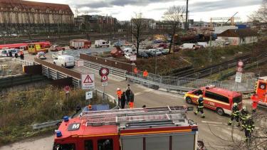Por la explosión, el tránsito estuvo interrumpido por varias horas. Fotos: gentileza DPA 
