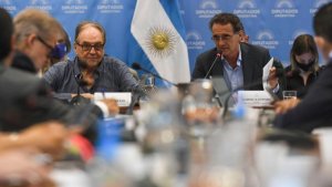 En 2022 se podría avanzar la obra de Chihuido y el puente de La Rinconada «es una realidad»