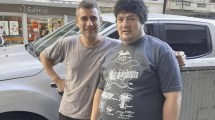 Imagen de Reapareció «Pity» Alvarez: circuló una foto en la que se lo ve en la calle y con otro aspecto físico