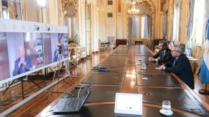 Fernández, ante Biden: “La democracia no se impone ni con sanciones ni por la fuerza”