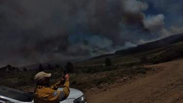 El fuego se expandió y consumió alrededor de  3000 hectáreas. Foto: Radio Municipal  Aluminé Fm 88.7
