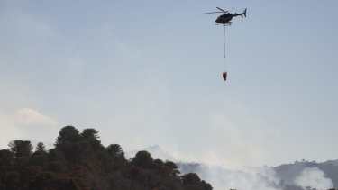 Aluminé, uno de los puntos del fuego, se combate de manera terrestre y por medios aéreos. Foto: Gentileza