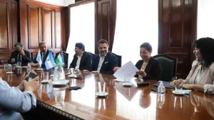 Imponen a Lewis la obligación de invertir en la solución al servicio eléctrico de El Bolsón