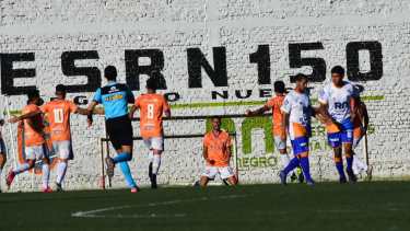 El Depo cayó ante los de Madryn en el Luis Maiolino. (Foto: Andrés Maripe)