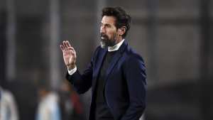 Domínguez dejó de ser el técnico de Independiente