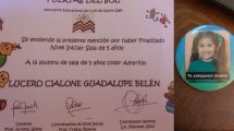Imagen de A seis meses de su desaparición, la mamá de Guadalupe Lucero recibió el diploma del jardín