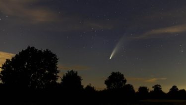 El cometa alcanzará en los próximos días su acercamiento máximo a la Tierra, a poco más de 35 millones de kilómetros.-
