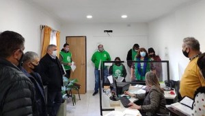 Municipales de Chichinales y Godoy acordaron el pago de un bono de fin de año