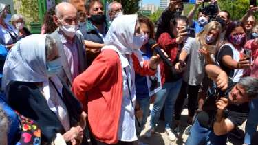 Los padres de Oscar Ragni, entre otros familiares, son parte de una veintena de víctimas que durante la dictadura se presentaron a la justicia a pedir la investigación. (foto Yamil Regules) 