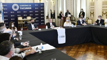 Tucumán es la primera provincia argentina en hacer oficial el pase sanitario.