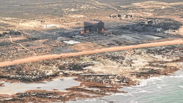 Punta Colorada, es el lugar elegido por YPF para montar un puerto porque además se trata de una zona franca. Foto: Martín Brunella.