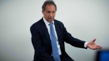 Imagen de Dólar Blue: Scioli vinculó la suba a «movimientos especulativos» y pidió «responsabilidad»