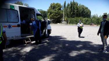 Controles en las rutas en el ingreso de trabajadores rurales a Río Negro. Foto: gentileza