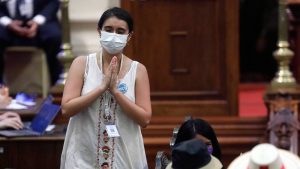 La epidemióloga María Quinteros es la nueva presidenta de la Convención Constitucional de Chile