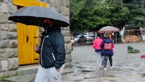 Rige una alerta amarilla por lluvias y posibles nevadas en la cordillera de Bariloche
