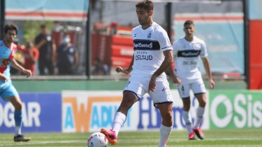 Emanuel Cecchini seguirá jugando en Gimnasia de La Plata. 