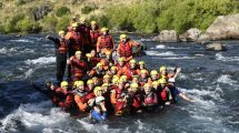 Imagen de Video: mirá como el plantel de River aprovechó el día libre para hacer rafting en el sur neuquino