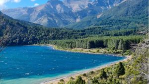 Lago Filo Hua Hum, cómo llegar al paraíso escondido en la cordillera neuquina