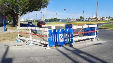 Tres rotondas de Roca se encuentran en reparación. Foto: gentileza Municipio de Roca