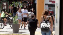 Imagen de Alertan por «gran ausentismo» en los comercios de Neuquén por suba de contagios