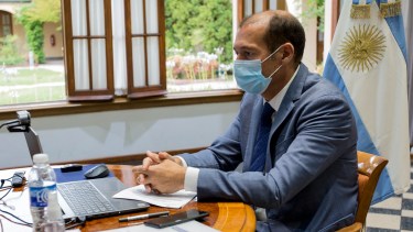 El gobernador Omer Gutiérrez participó del acto de forma virtual. Foto: Gentileza