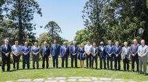Imagen de Sin foto de unidad, el Gobierno dará detalles de la negociación con el FMI