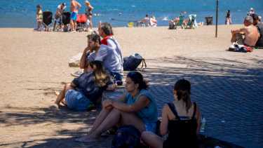 ola de calor, turistas, verano, san martin de los andes, 2022, enero, patricio rodriguez