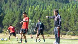 Gallardo cumple años en San Martín y River vuelve hoy a Buenos Aires
