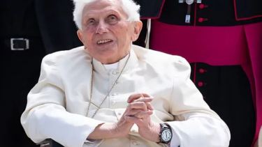 Benedicto XVI, admitió haber dado información errónea, pero “no de mala fe”.