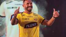 Imagen de Tevez fue tentado para jugar con el Barcelona de Ecuador la Copa Libertadores
