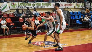 Deportivo Viedma superó a Estudiantes y sigue como líder en el Sur