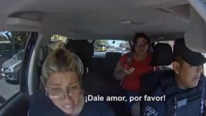 Video: la rápida reacción de dos policías que le salvaron la vida a una beba con RCP