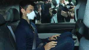Djokovic fue trasladado al centro de detención de inmigrantes