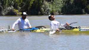 Regata del Río Negro: Los escoltas mantienen la ilusión hasta llegar a la costa de Viedma