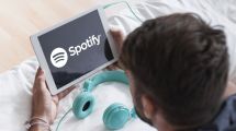 Imagen de Tras la decisión de Neil Young, Spotify incluirá un aviso en los contenidos sobre Covid-19
