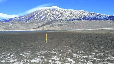 Los otros efectos de la sequía. Una imagen que duele. Desde diciembre la laguna empieza a reducirse y hoy solo quedan “dos charcos”.  (FOTOS: Gentileza)