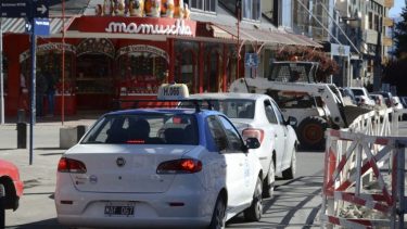 A partir de hoy, rige un aumento de la tarifa de taxi del 30%. Foto: archivo