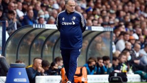 Espionaje, fair play, frustración y gloria: los momentos más recordados de Bielsa en Leeds