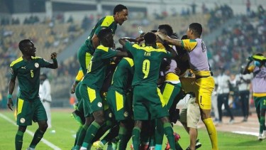 Senegal y un festejo que empezó en la cancha y terminará dentro de varias semanas. 