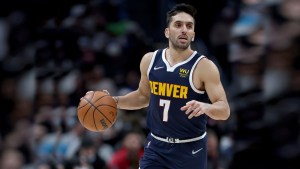 Campazzo volvió a tener continuidad en la NBA con Denver Nuggets