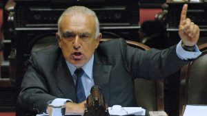Ruckauf dijo que a Putin «hay que matarlo para frenarlo»