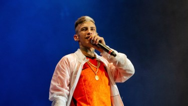 L-Gante cerró su show gratuito en Tecnópolis emocionado y con un mensaje sobre la educación. Foto: Télam 